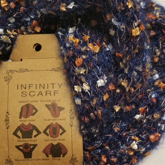 Infinity scarf - Picture 2 of 3